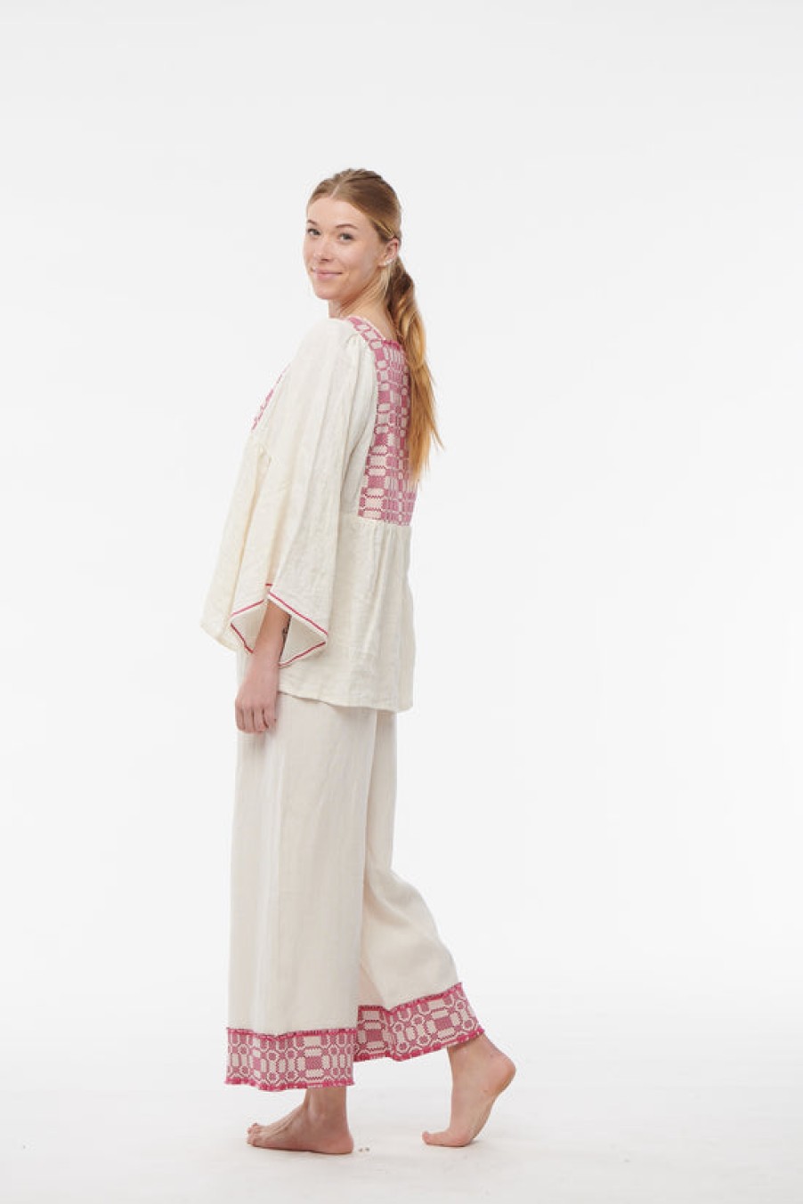 Clothing Nina Leuca | Nina Leuca, Embroidered Cream/Pink Top