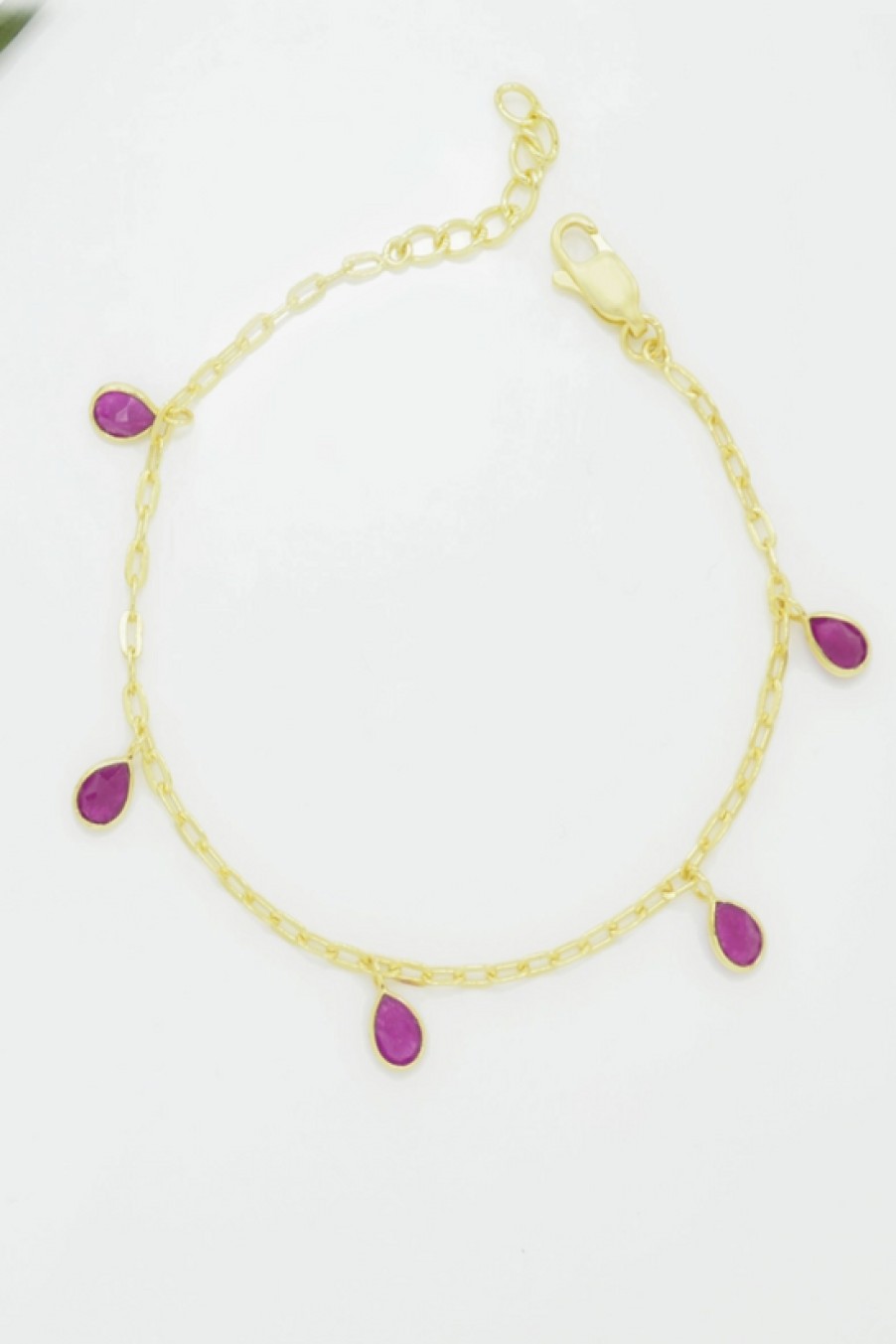 Jewelry Schmuckoo | Schmuckoo, Pink Fuchsia Jade Gold Link Chain Bracelet