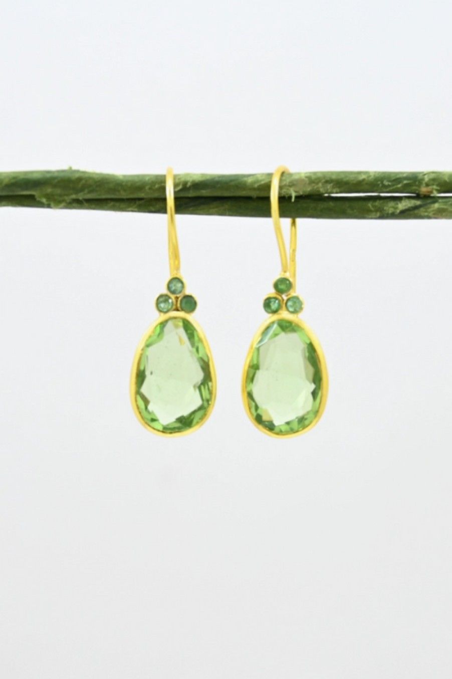 Jewelry Schmuckoo | Schmuckoo, Maple Green Gold Earrings- Emerald & Amethyst